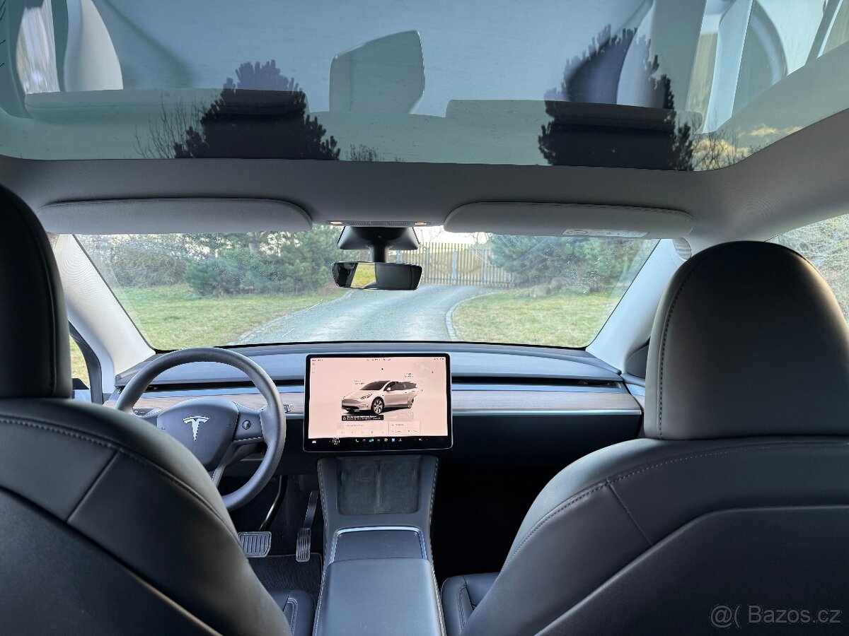 Tesla Model Y Long Range – elektro, 378 kW, 2023, SoH 92% - 9