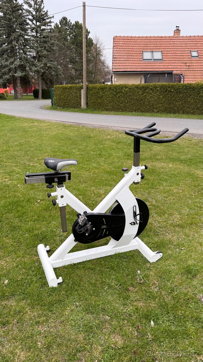 Cyklotrenažér - 9