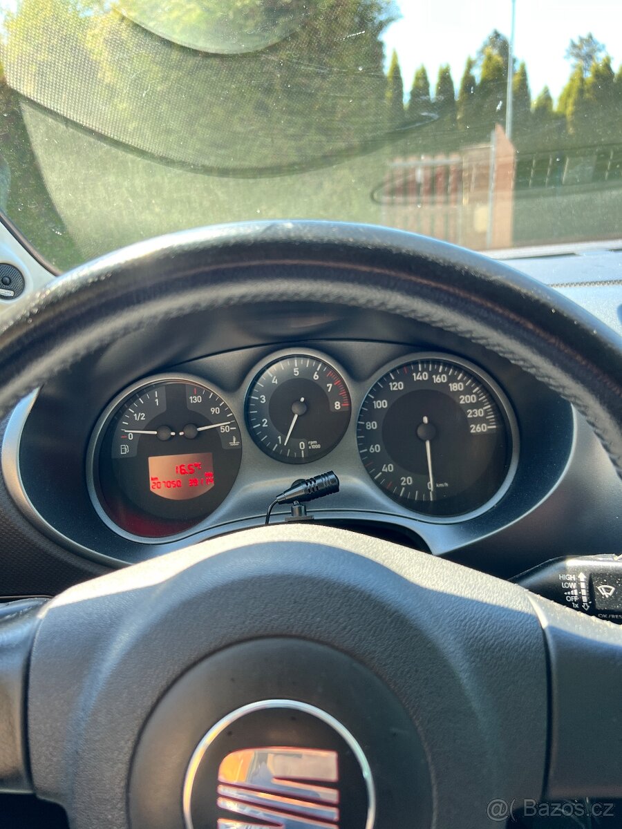 Seat Leon 1.8 TSI nova STK - 9
