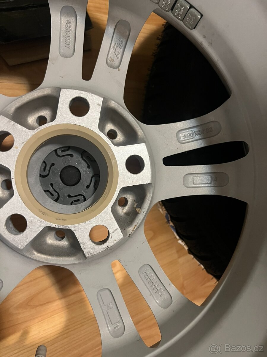 15" zimní pneu KIA 195/65 R15 91T, 6.5JX15/ET45 - 9