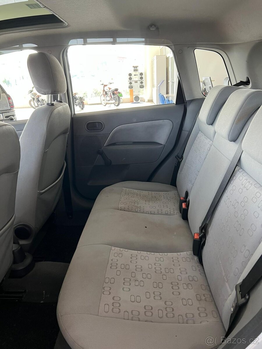 Ford Fiesta 1,4TDCi - 9