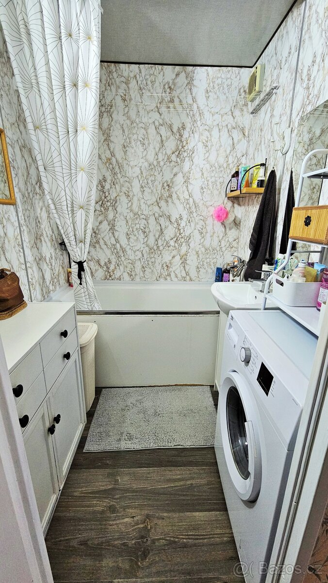 Prodej bytu 1+1 os.vl. s velkým balkonem, Ostrava Poruba - 9