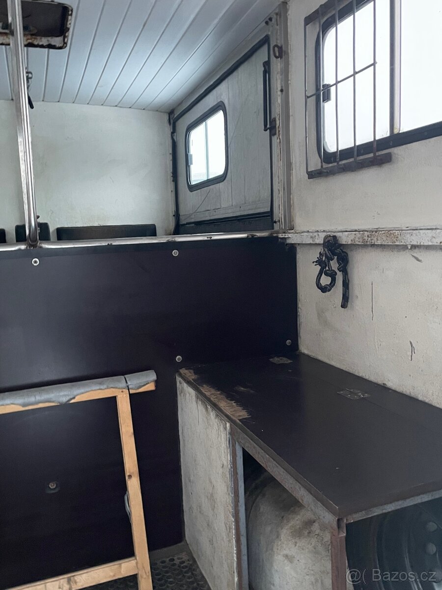 Autopřepravník na 2 koně - 9