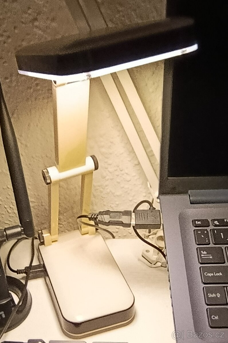 stolní LED lampa - 9