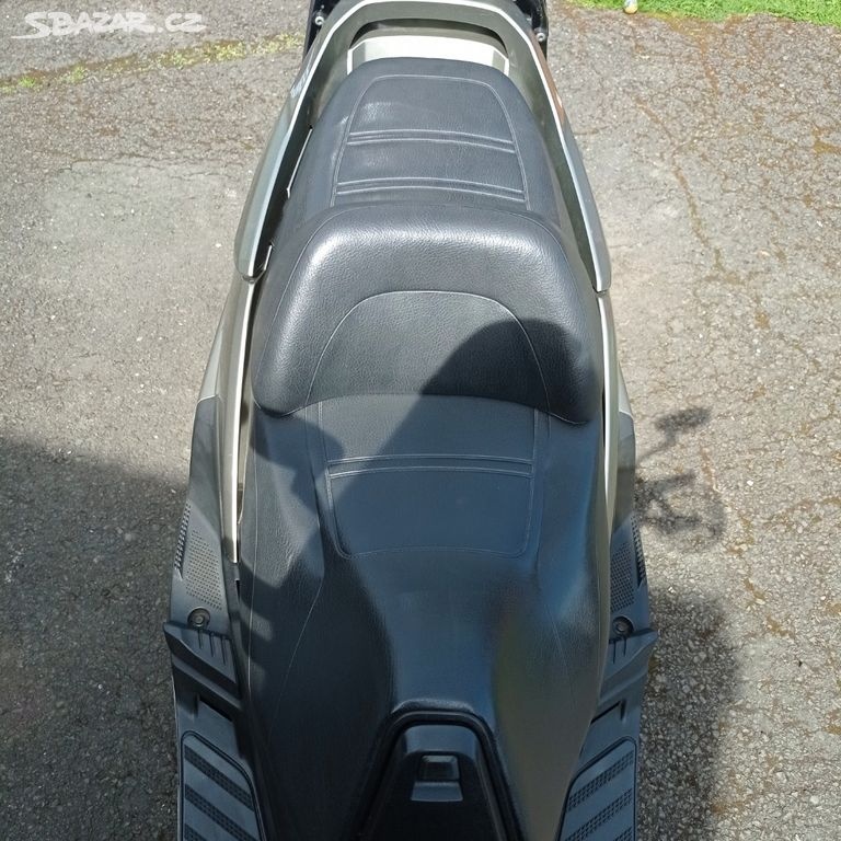 Yamaha Majesty 250 - 9