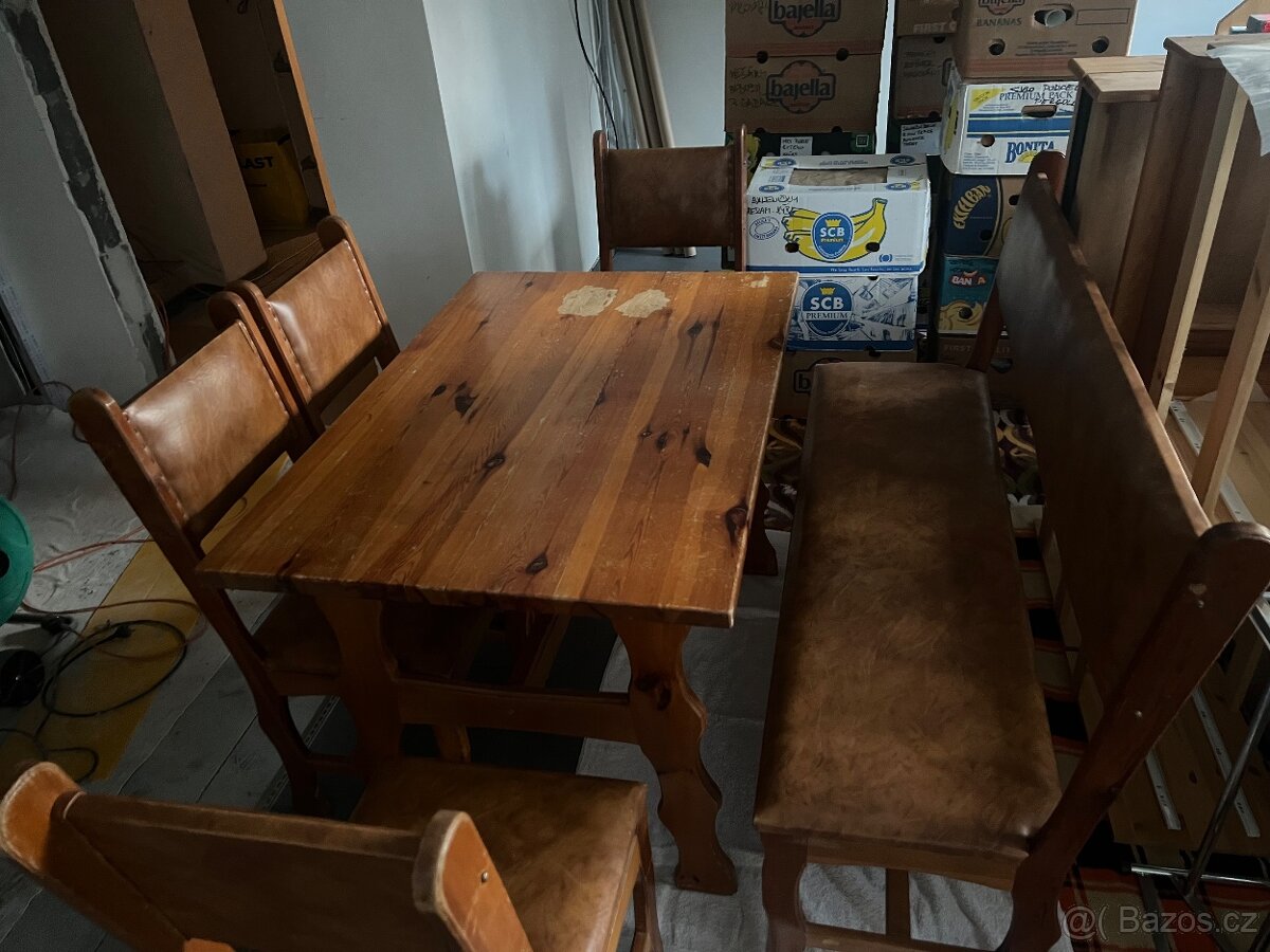Nabízím dřevěnou jídelní soupravu masiv - 9