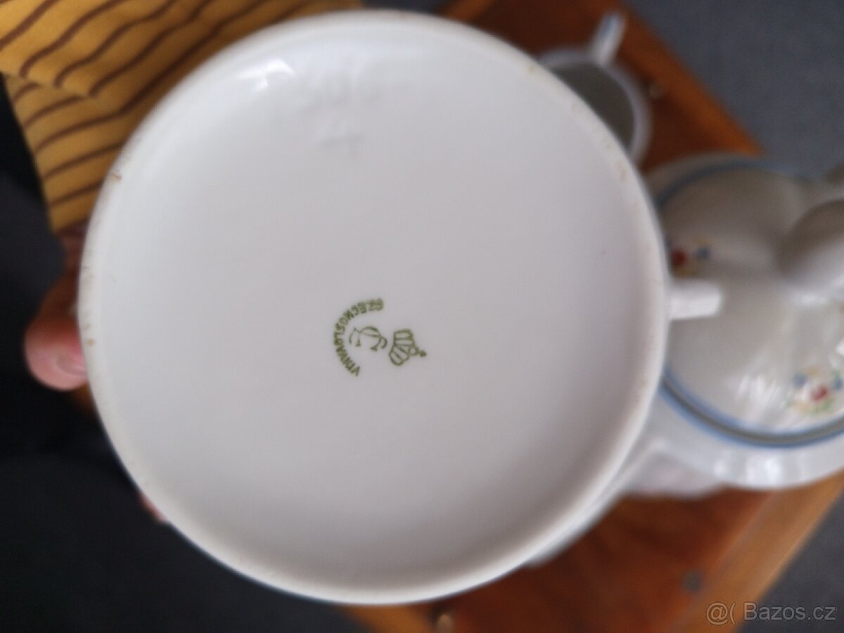 Keramika set konývka na čaj , kávu,cukřenka ,mléčenka - 9