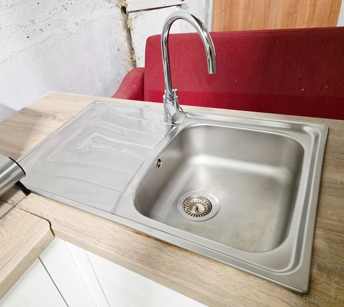 Kuchyňská linka se spotřebiči - 9