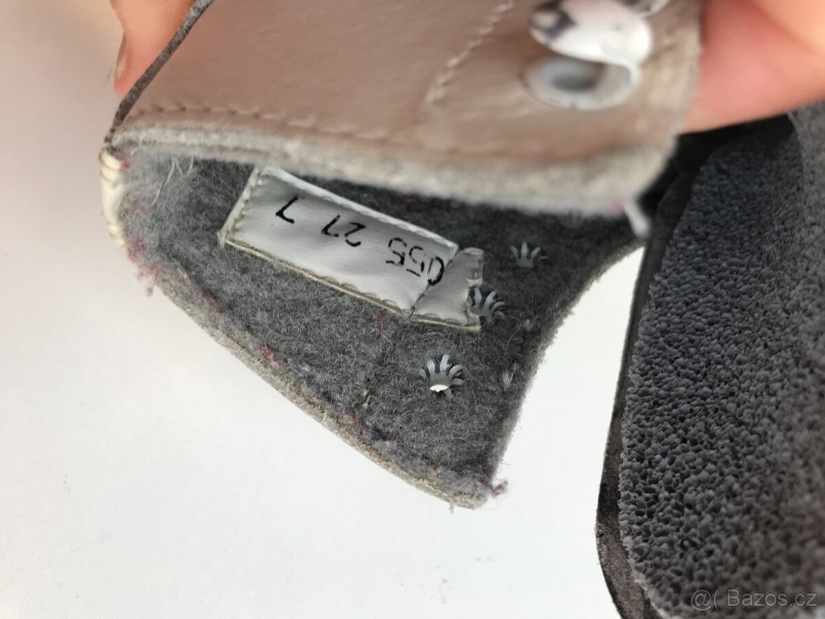 BRUSLE dívčí vel. 27 - 9