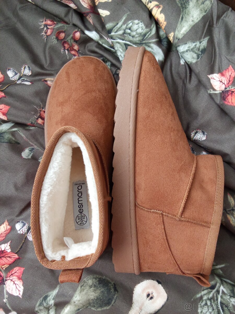 Dámské oblečení (M) - 9