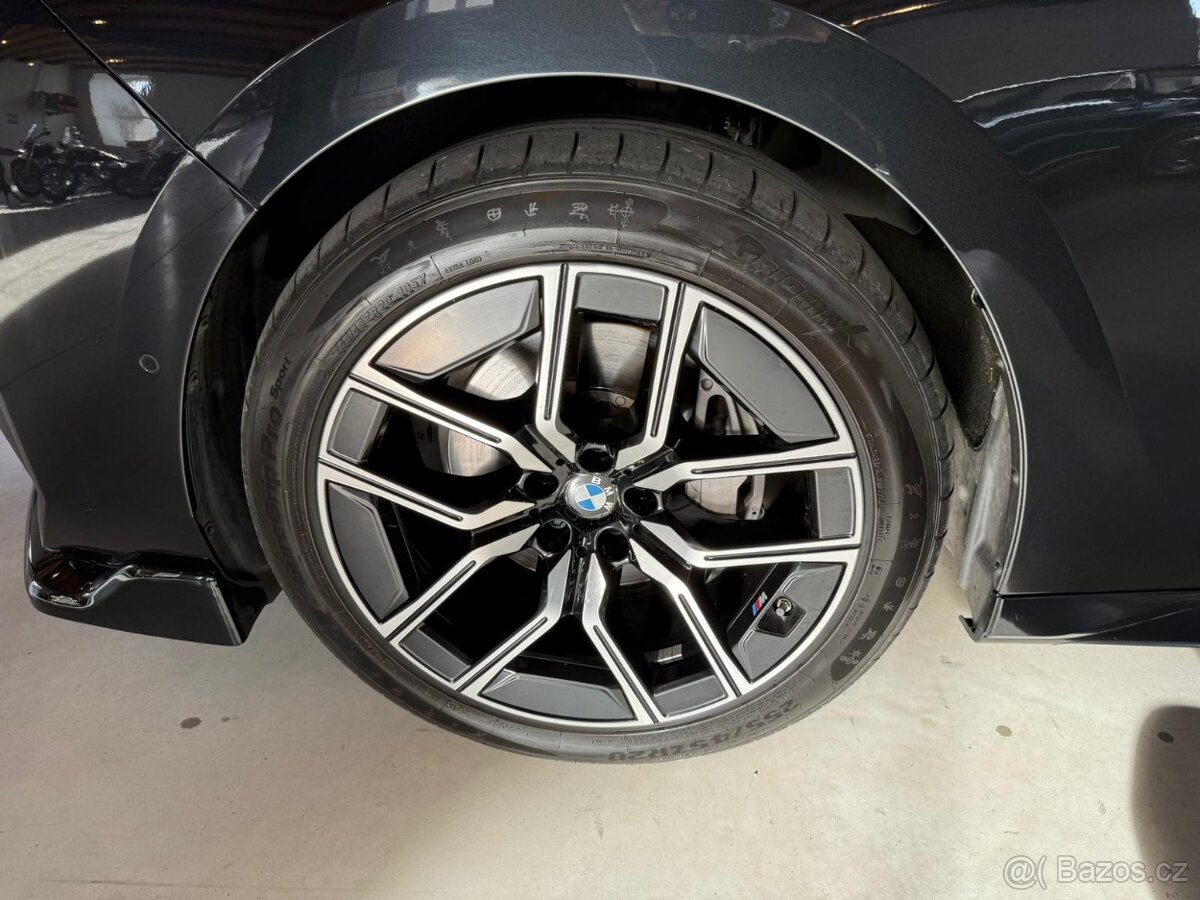 BMW 740D XDRIVEMpaketB&W - 9