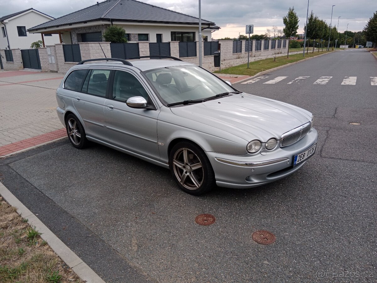 Jaguár X-type 4x4 3.0 V6 Estate, Automat - 9