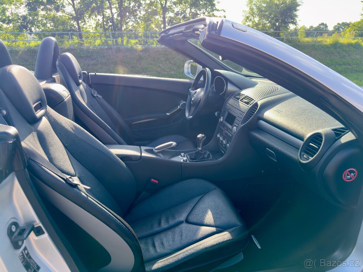 Mercedes-Benz SLK 200 - 9