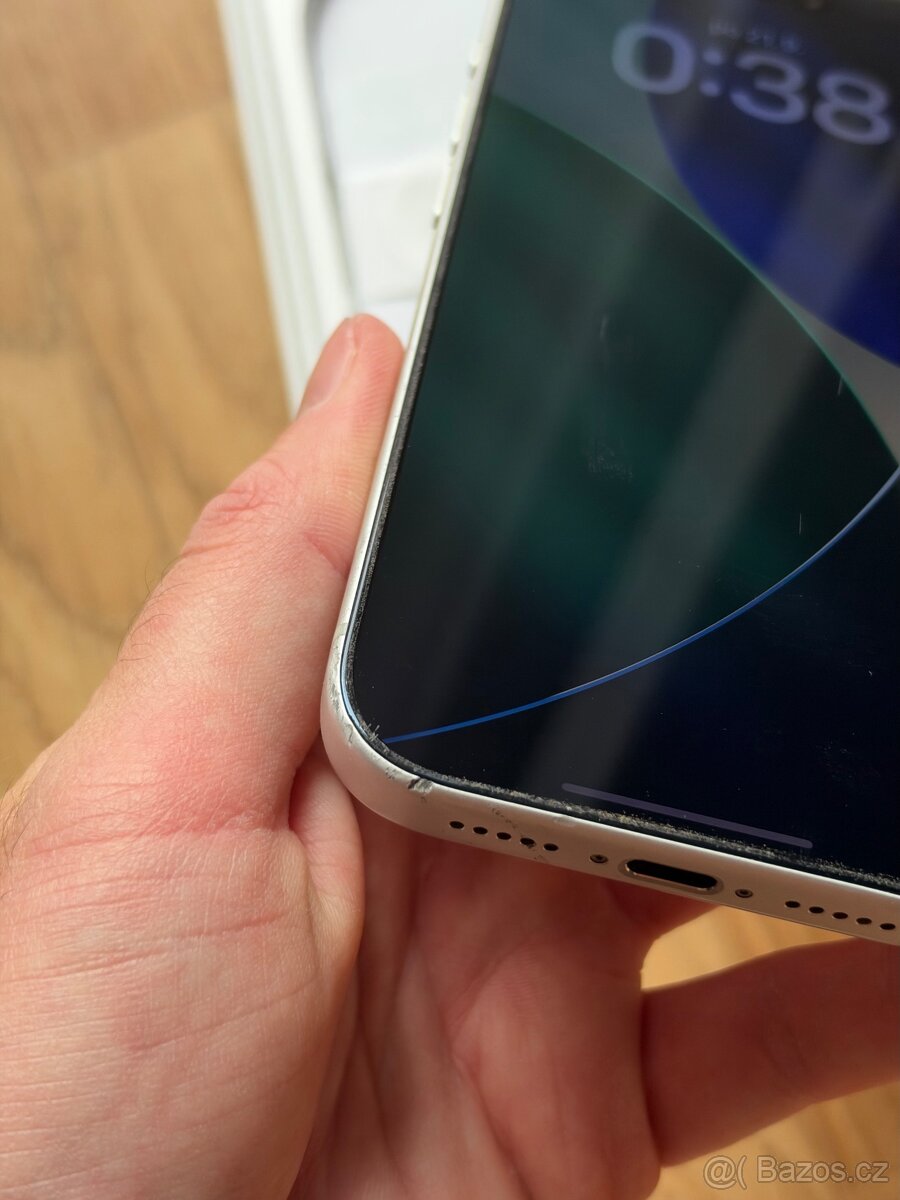 Apple iPhone 17 Pro 256GB stříbrný - 9