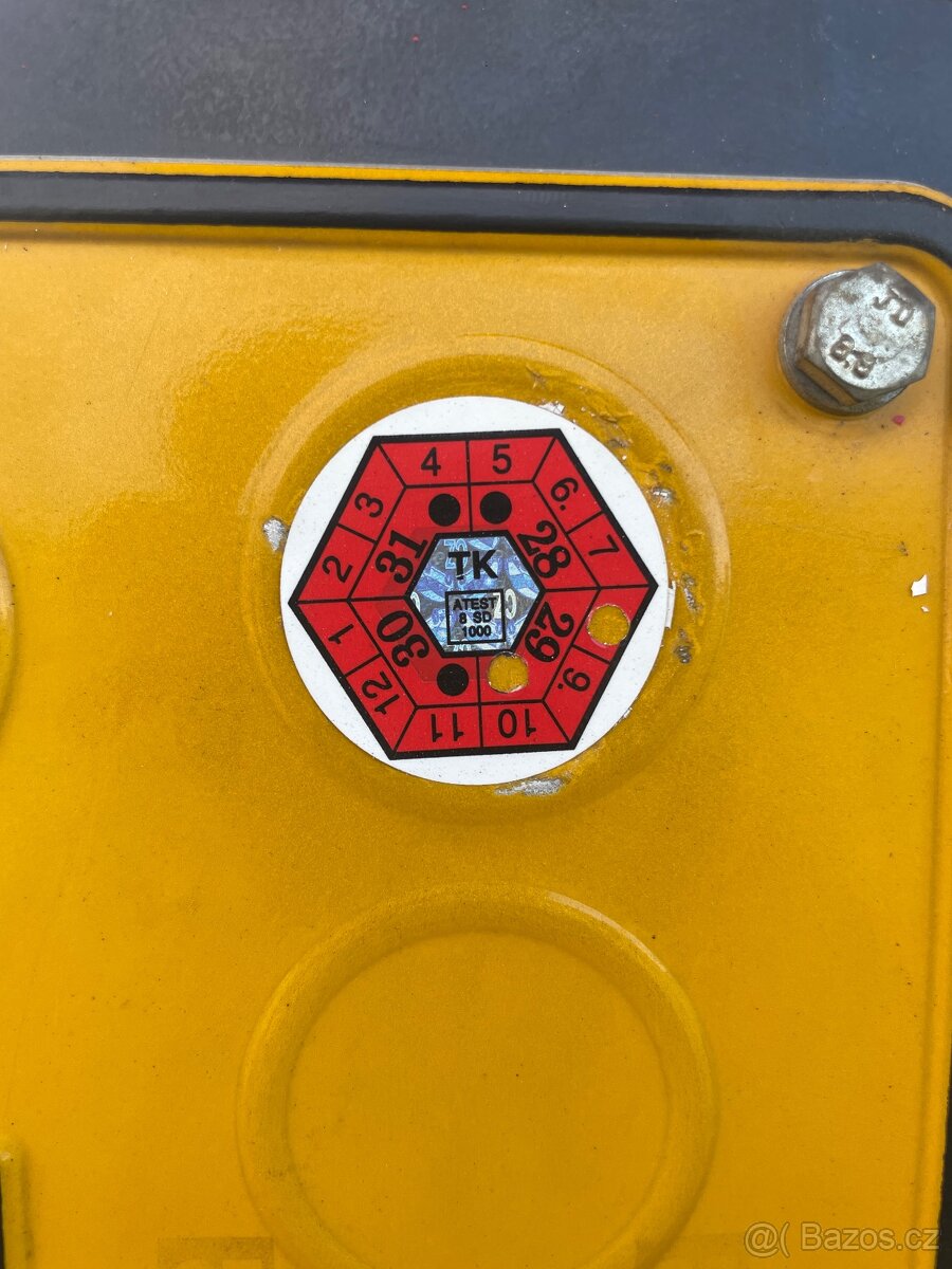 Traktorový přívěs Molčik ZDK 24000 – třístranný sklápěč - 9