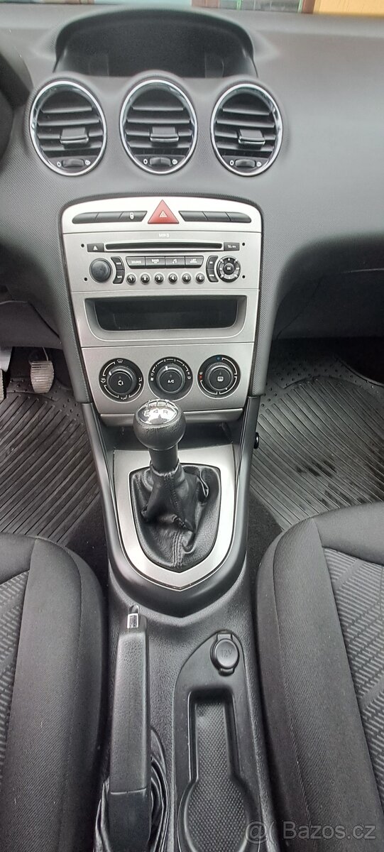 Peugeot 308 1.4i 70kW ČR 1.MAJ KLIMA - 9