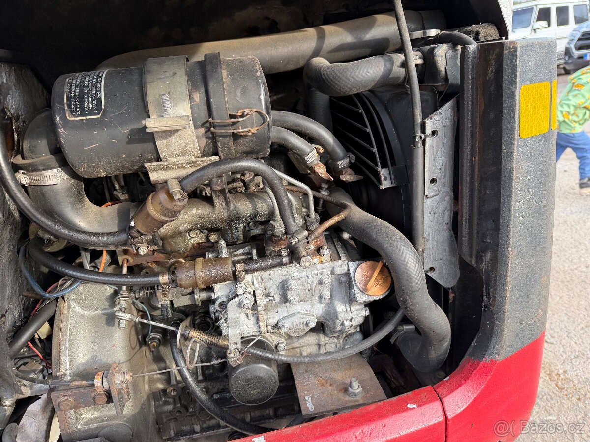 Minibagr Takeuchi Tb015 2001 2x lzice - 9