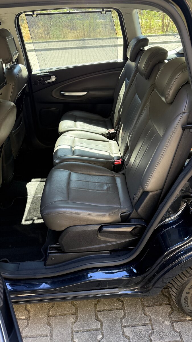 Ford S-Max 2.0 benzin 2011 automat 7mistny - 9