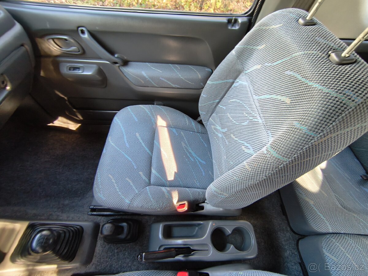 Suzuki Jimny 1.3i,benzin,4x4,rv.2003,178 tkm,stk 6/27 - 9