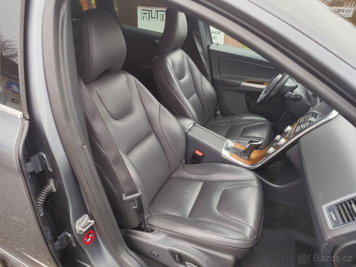 Volvo XC60.AWD.2.4.D5.162kw.Inscription.Automat.R.V.12/2015 - 9