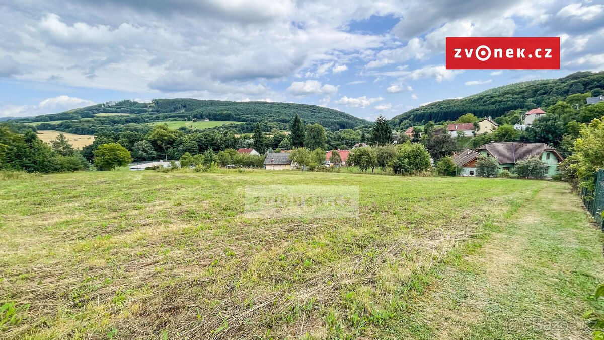 Dva stavební pozemky v Březůvkách – rozumná velikost 530 ... - 9