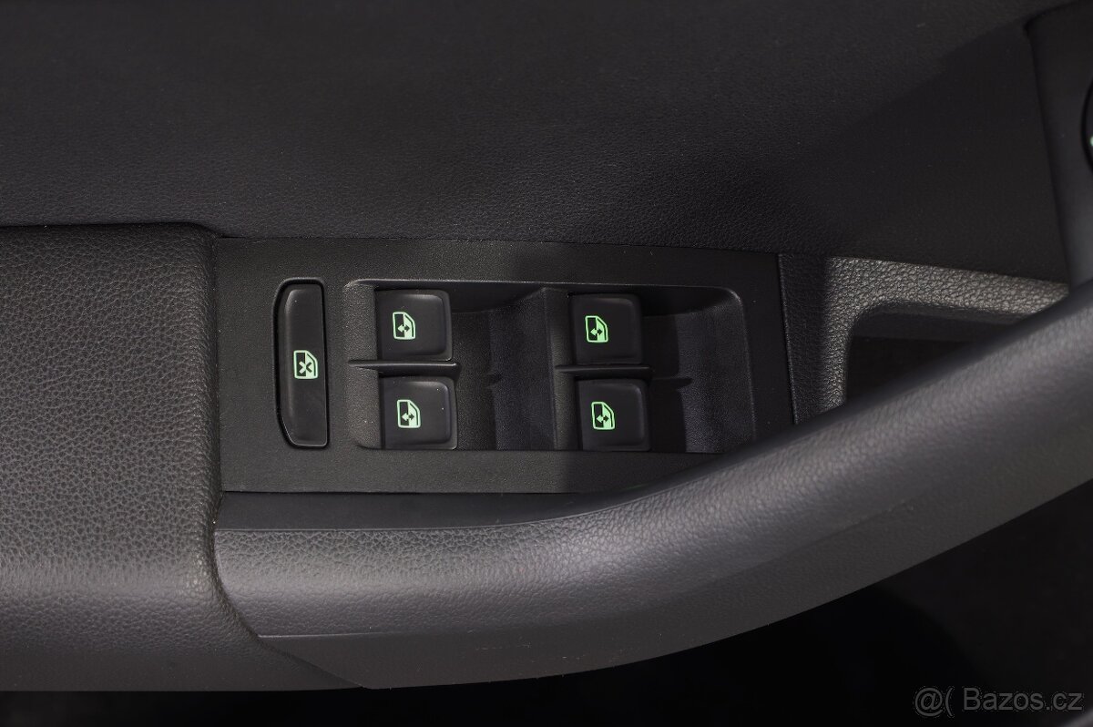 Škoda Octavia 3 Combi 1.6 TDI 85kW DSG - Zálohováno - 9