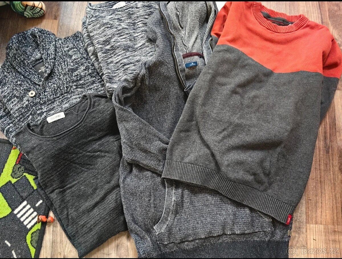 Pánské značkové svetre - 9