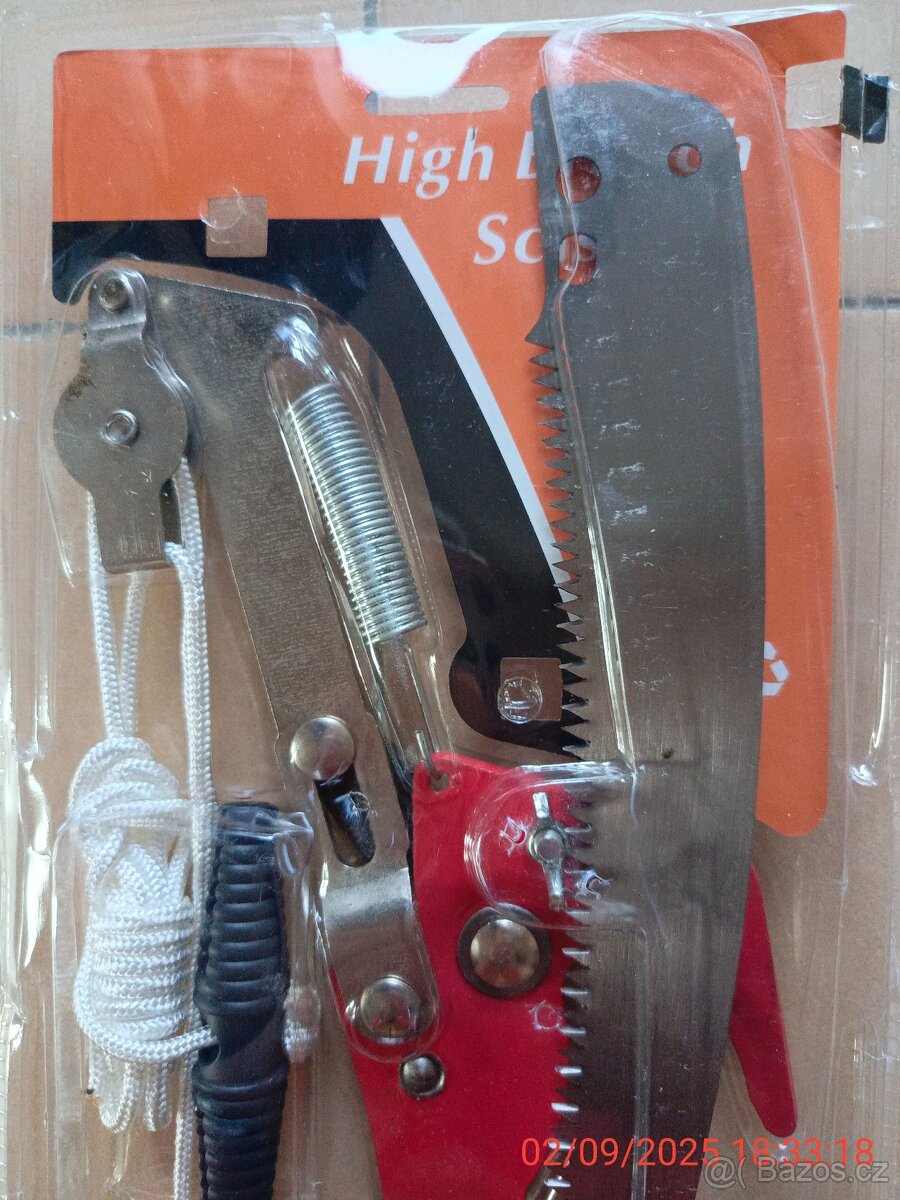 Teleskopický střihač větví. - 9