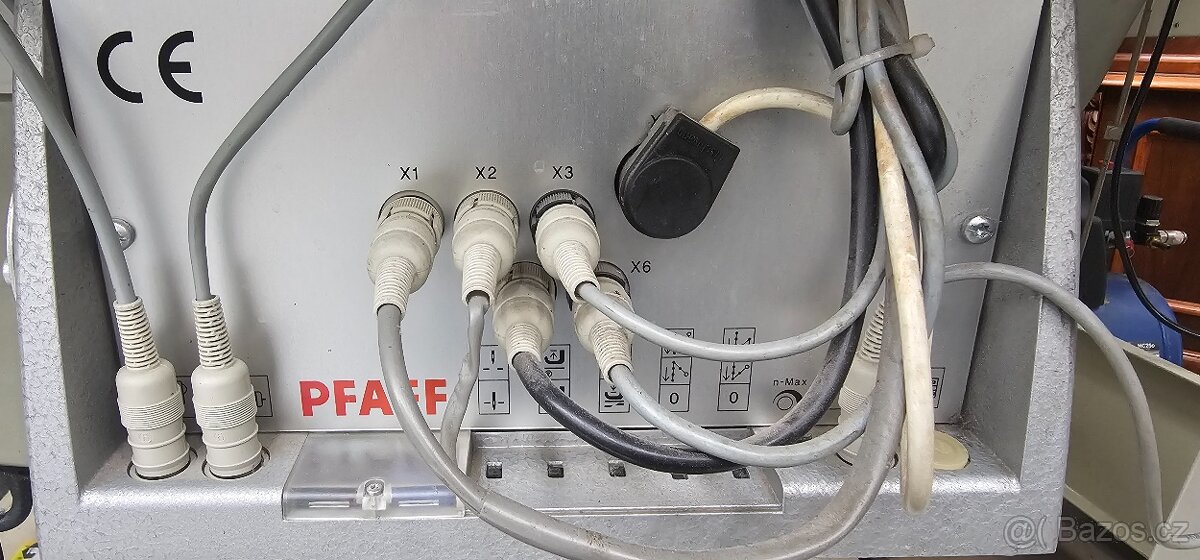 šicí stroj PFAFF 951 - 9