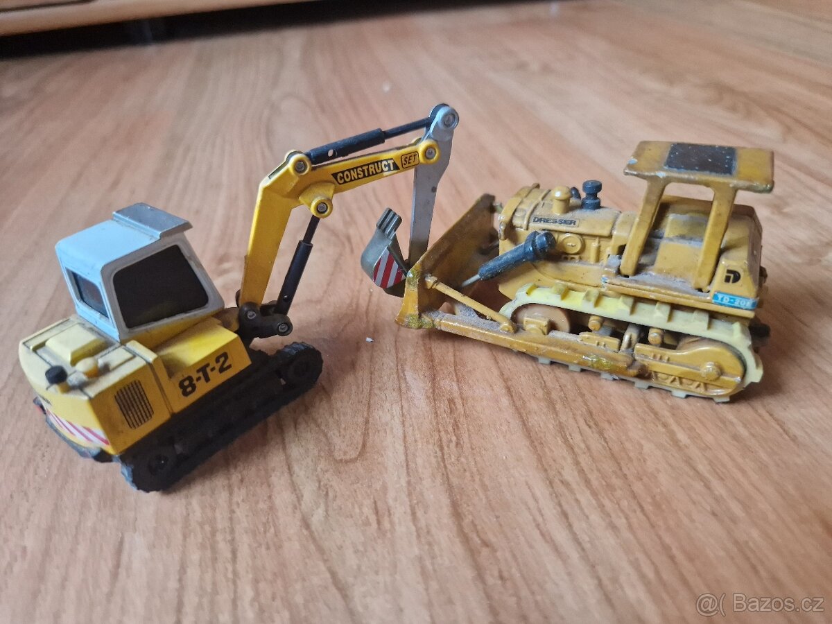 Plechové traktory na klíček KDN s valníky,sanita 1203 KDN - 9