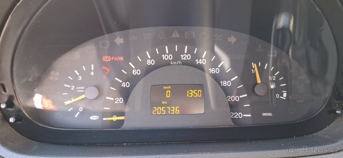 Mercedes-Benz Vito 109 CDI/L pohřební vůz-DPH - 9