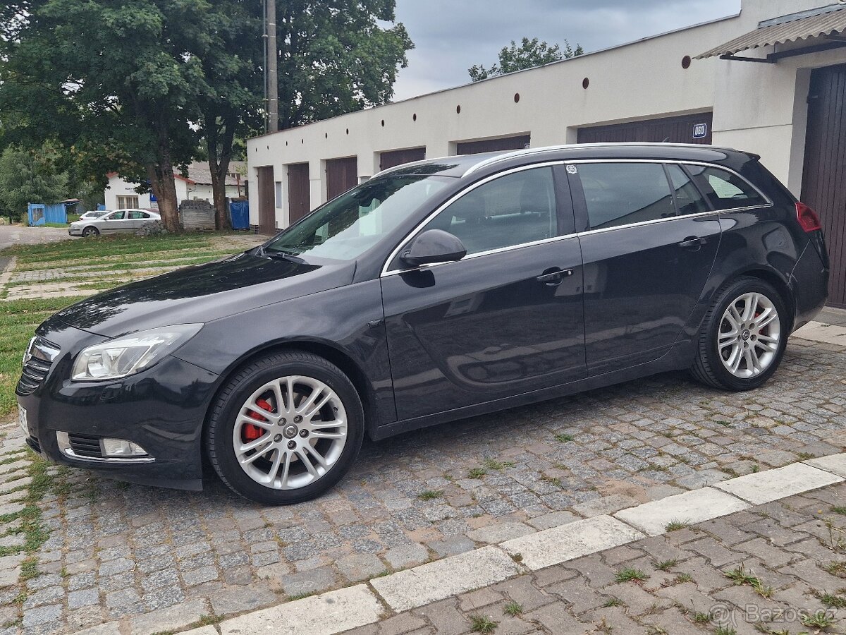 Opel Insignia Sports Tourer 2.0CDTi 118kW, 2013, manual. - 9