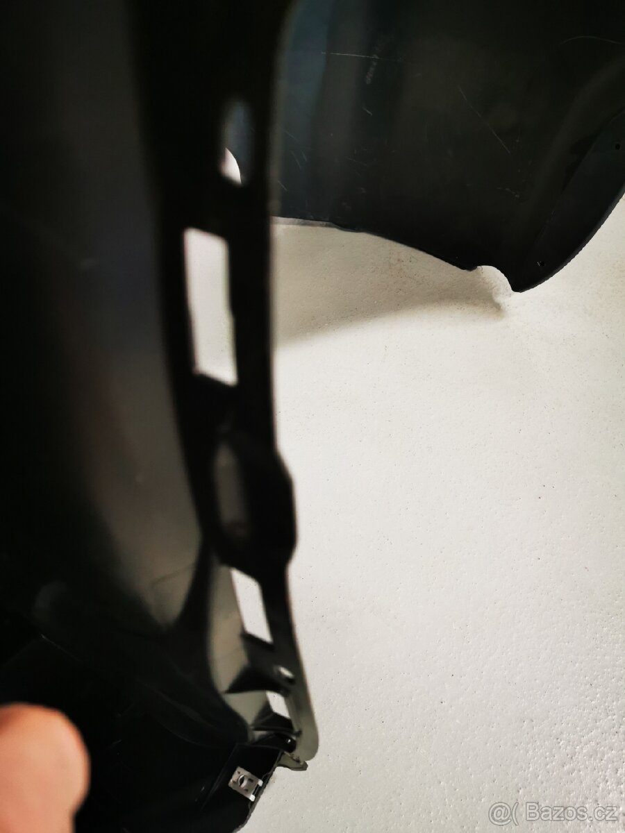 Levý Přední podběh Octavia - originál - 9