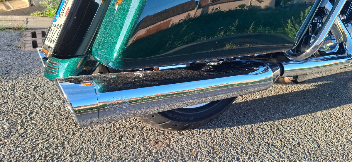 Harley Davidson Street Glide Special FLHXS 2016 jako nová - 9