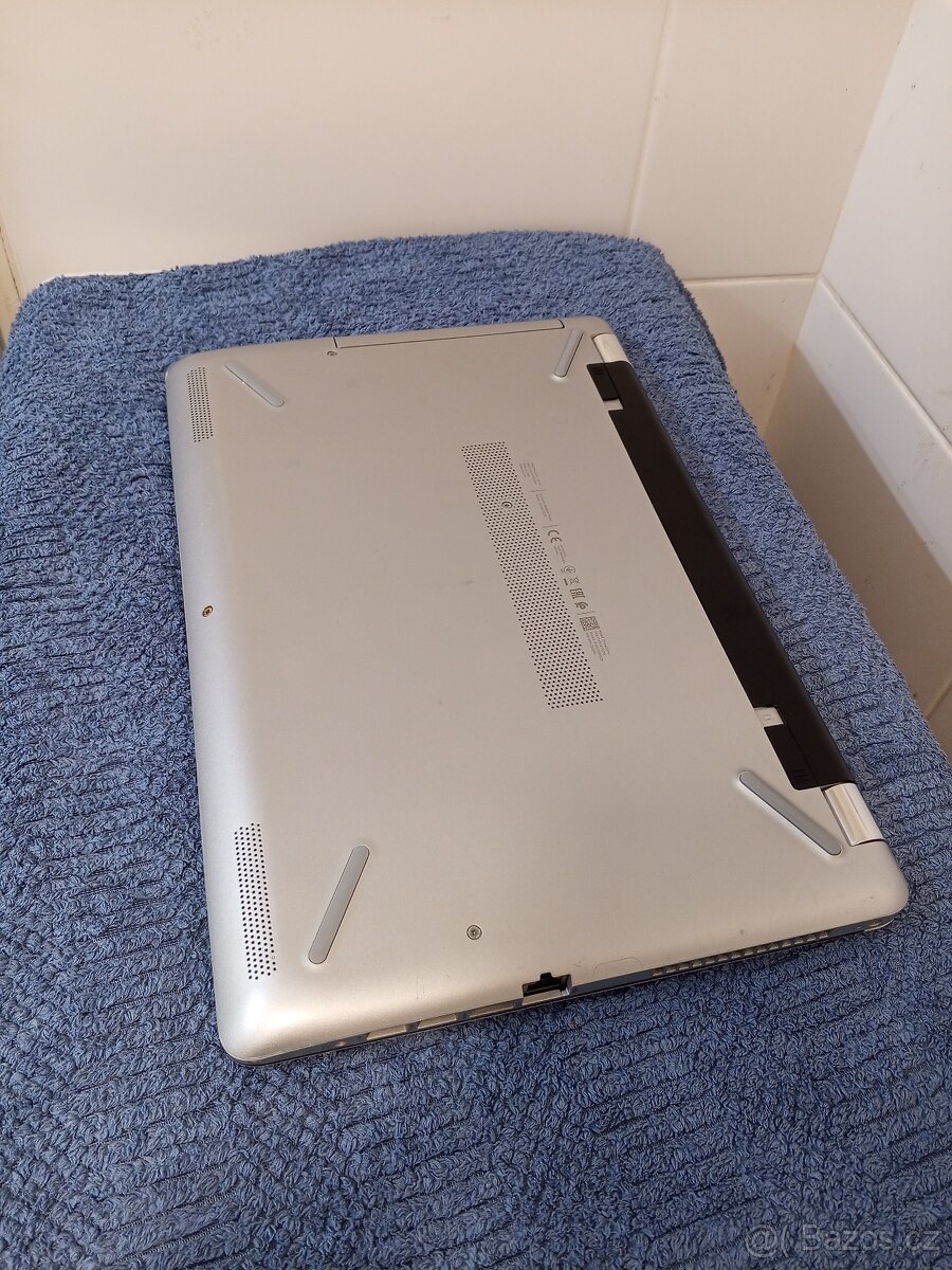 Notebook HP 15-bw017nc - Hezký stav - 9