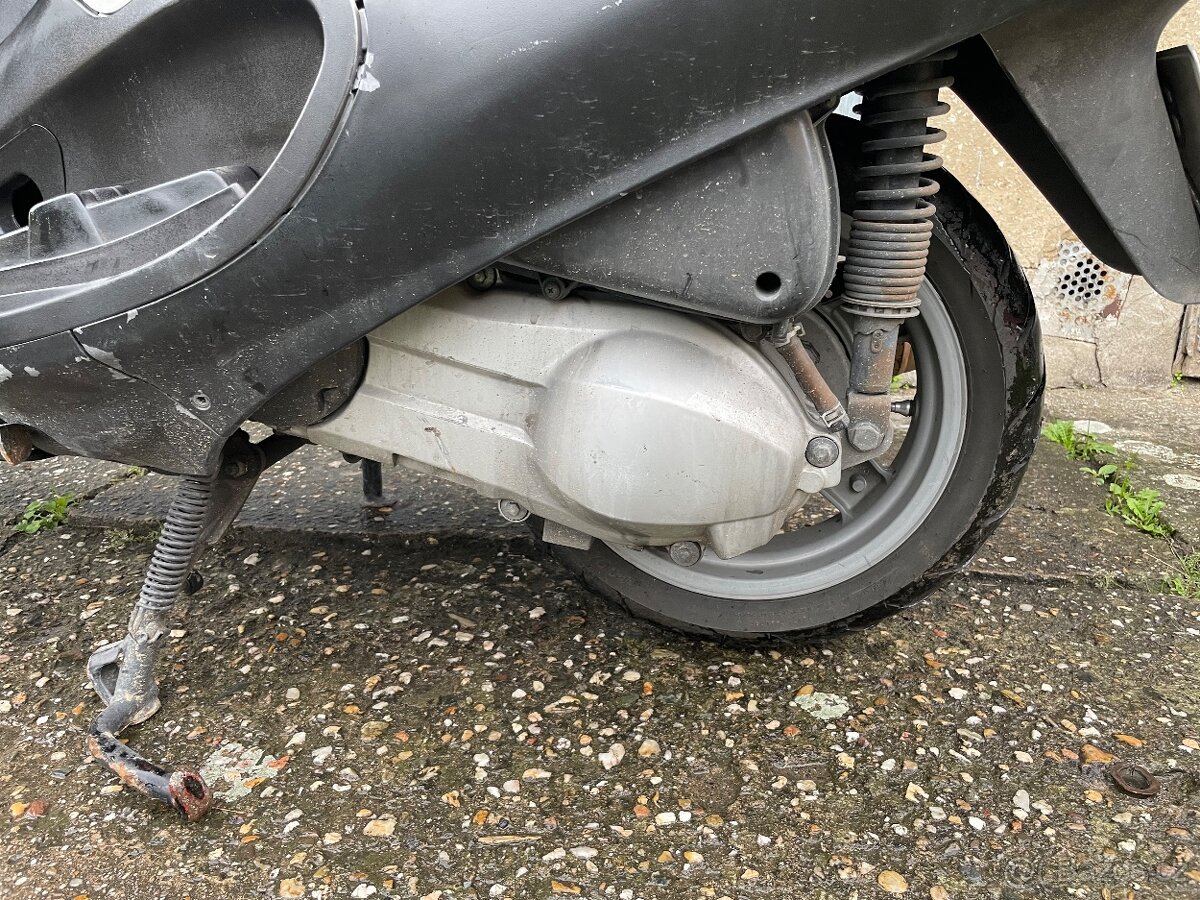 Dily Piaggio X9 - 9