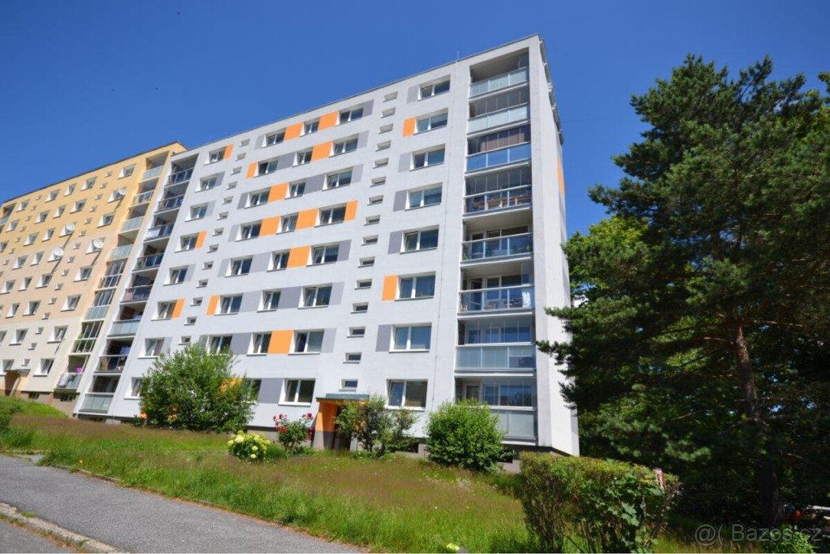 Pronájem bytu 2+1 56m2 Mšeno n.N., Arbesova, u přehrady - 9