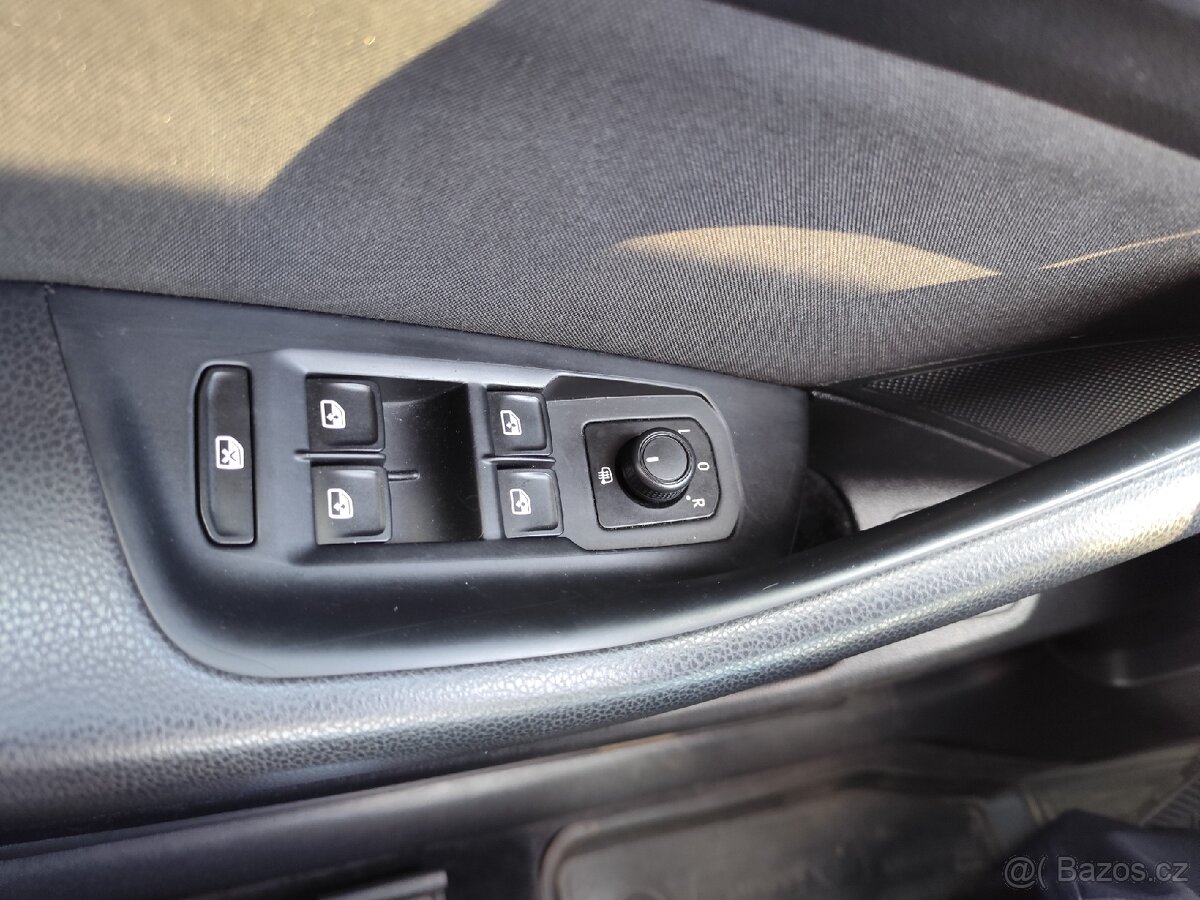 Volkswagen Passat B8, 2.0 TDI manuál - 9