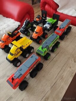 Autíčka kovové, plastové. - 9