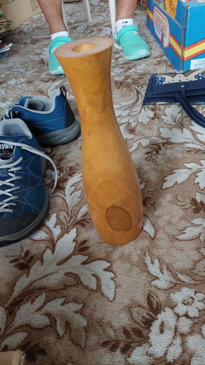 Dřevěná váza - 9
