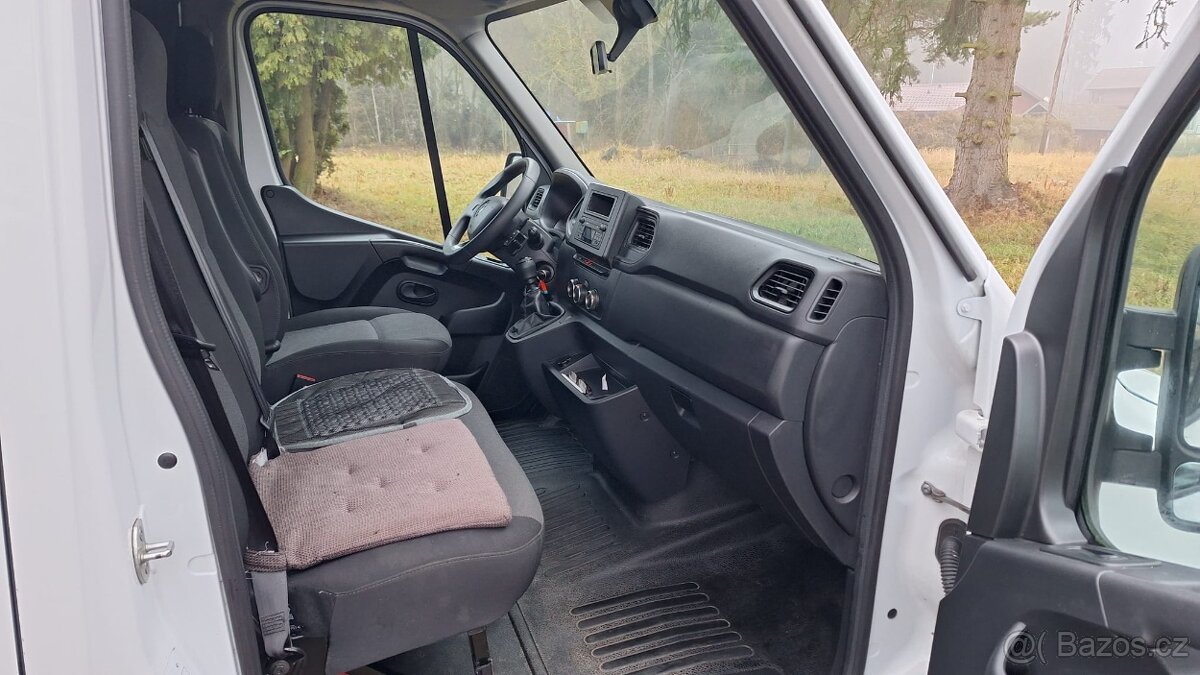 Renault Master L1H1 3,3 t dCi 135 - 9