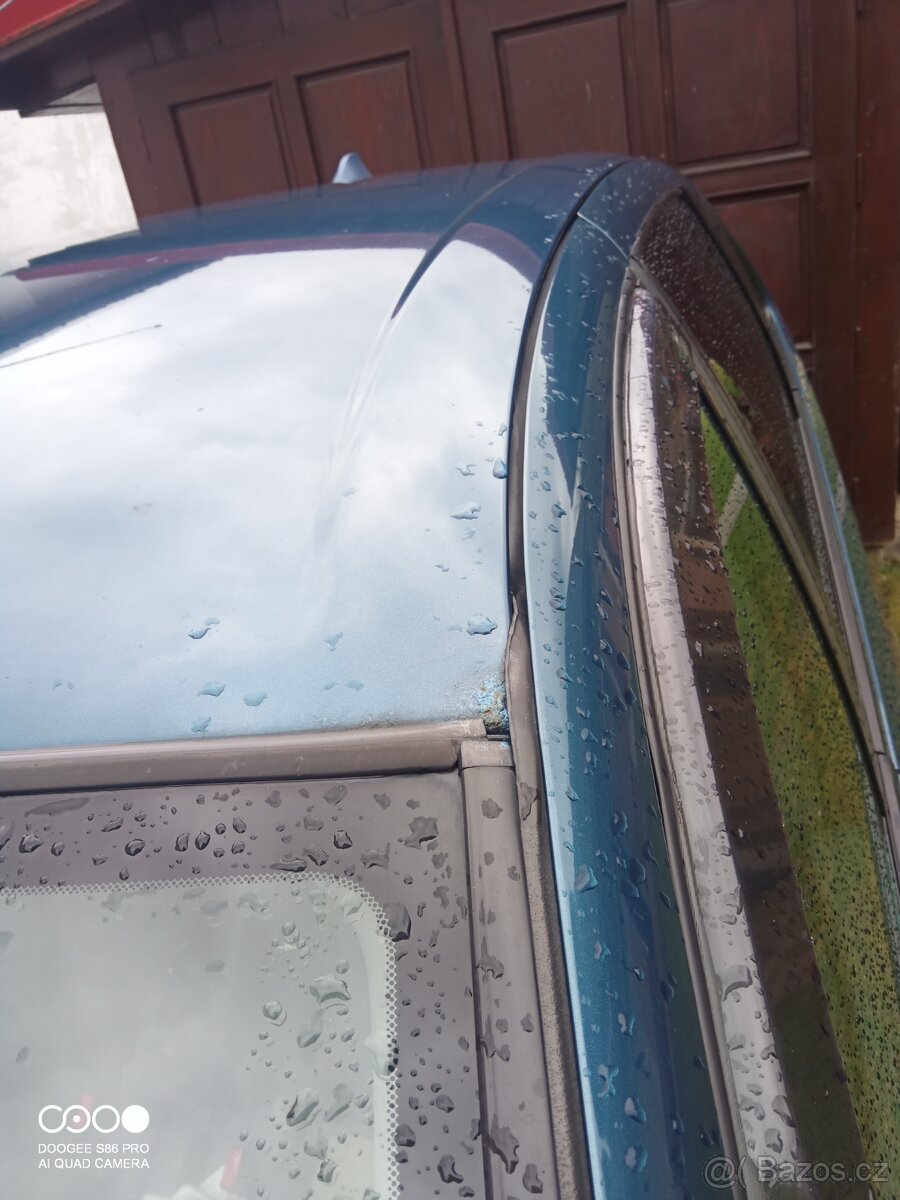 Nissan almera Tino 1,8 - 9