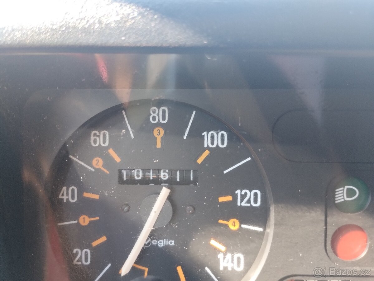 SLEVA Renault 4 gtl - 9