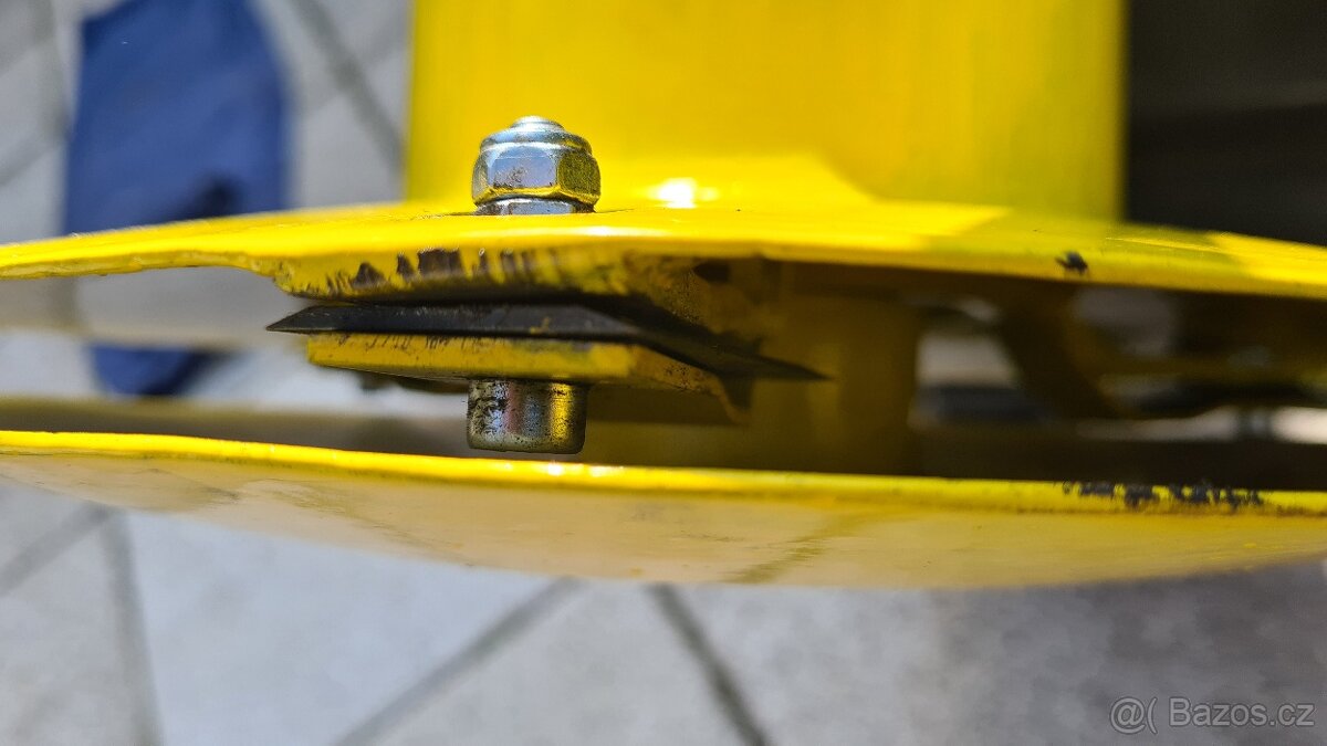 Dvoububnová sekačka BDR 700 - 9