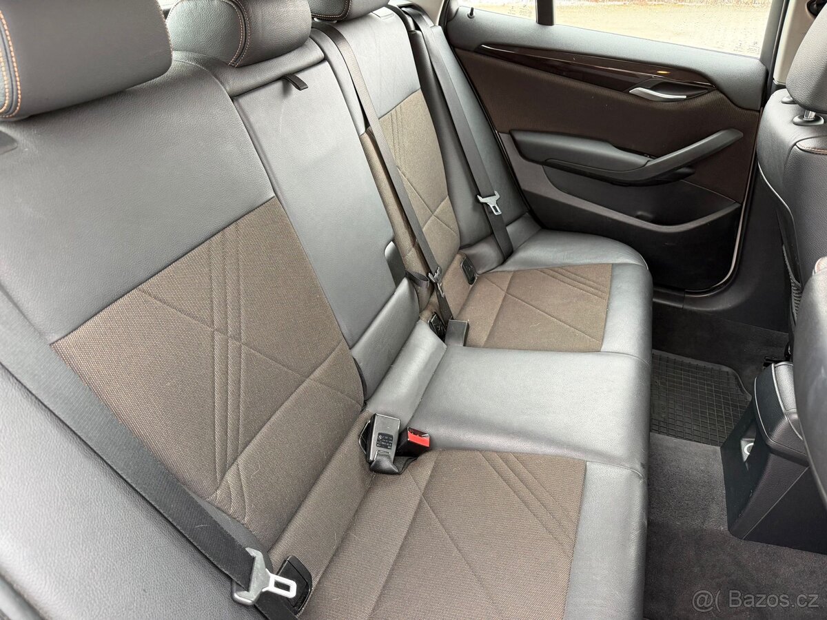 Prodám BMW X1 XDrive 18d 105kw Automat - 9
