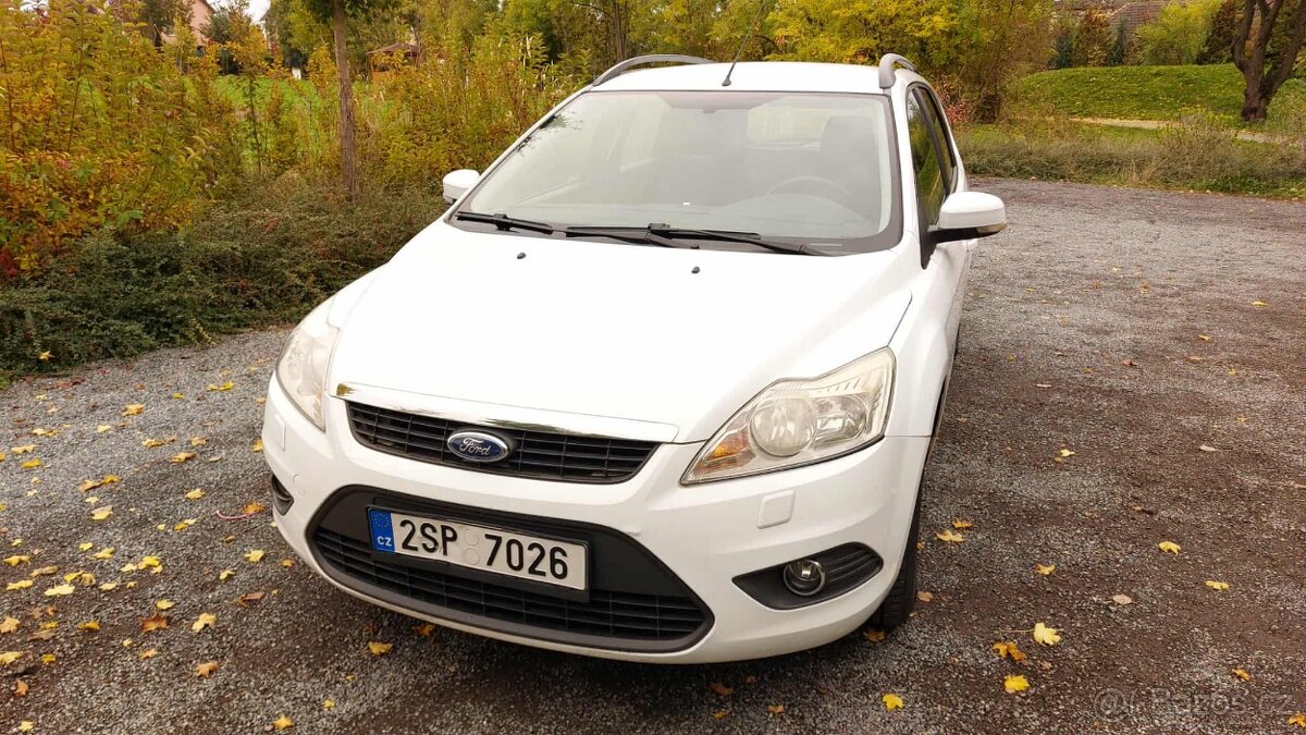 Ford Focus kombi 1,6 - 9