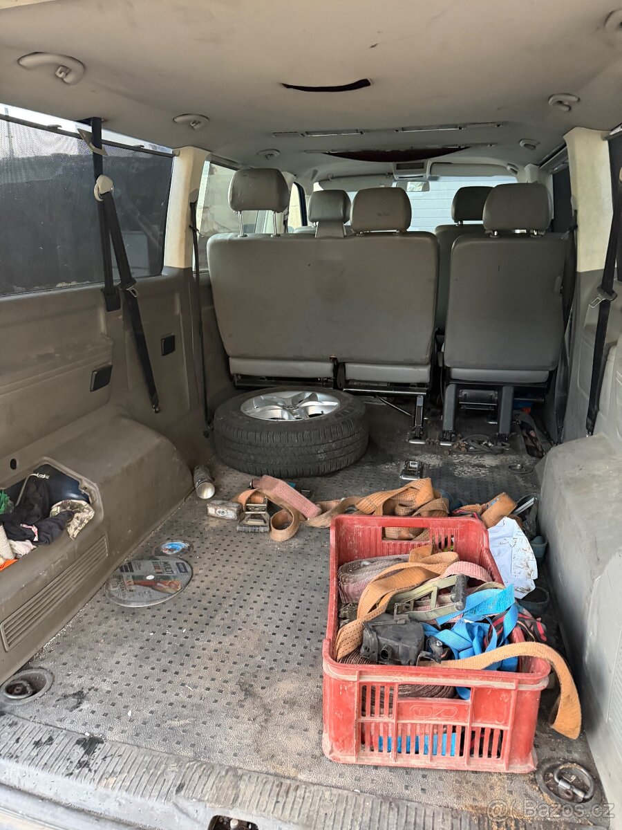VW Transporter T5 2,5 TDi Long 4x4 uzávěrka - 9