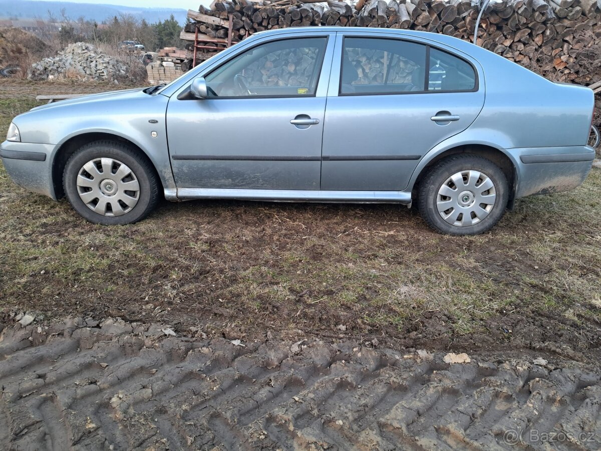 Prodám Škoda Octavia 1.6 MPI + LPG, r. v. 2003 - 9