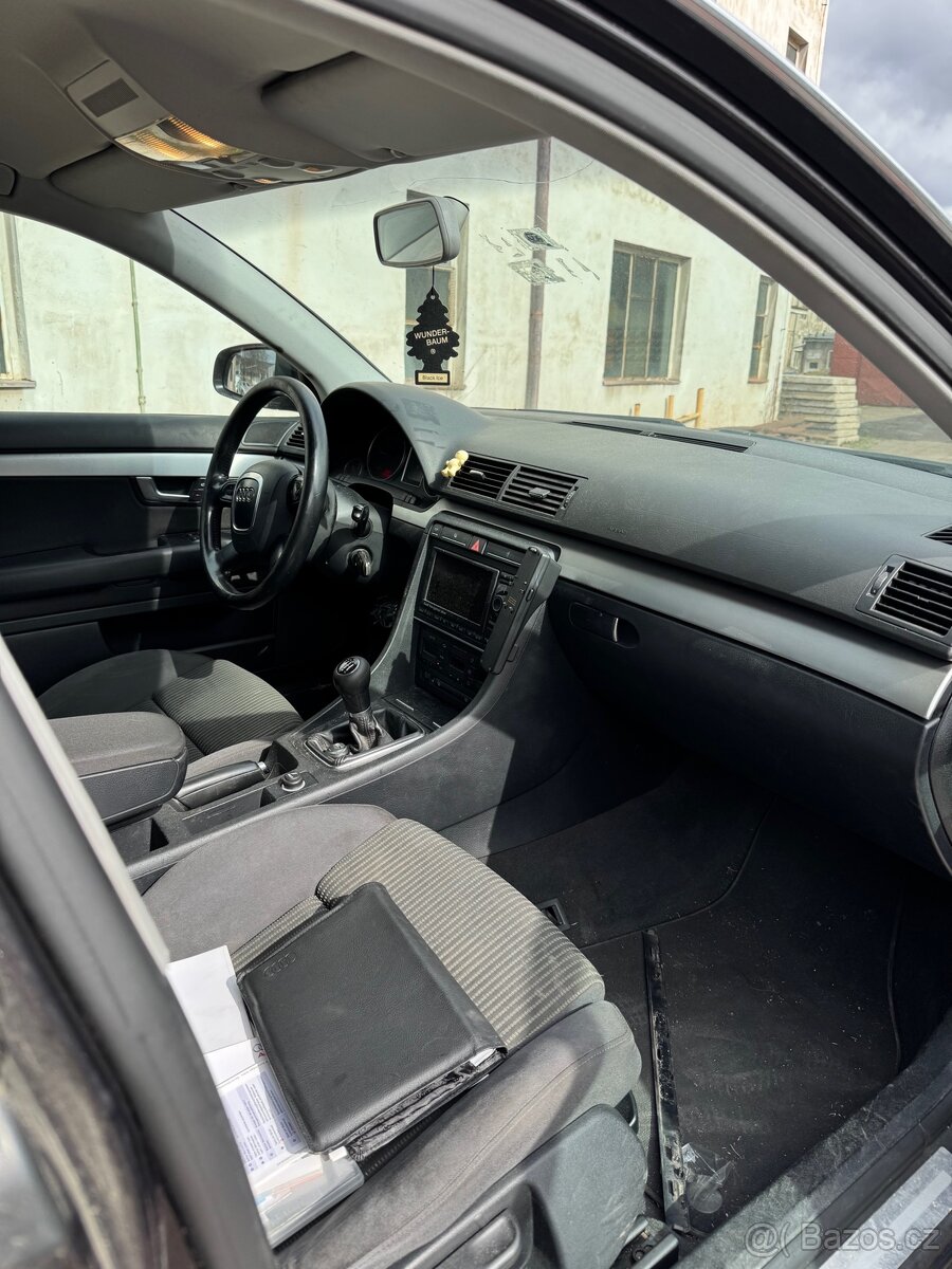 Audi A4 B7 2.0 TDI díly - 9