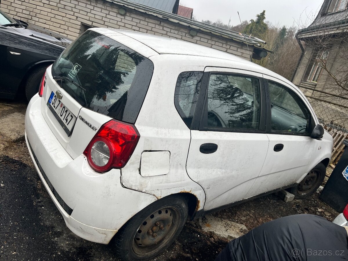 Chevrolet Aveo 2010 NEPOJIZDNÉ - 9